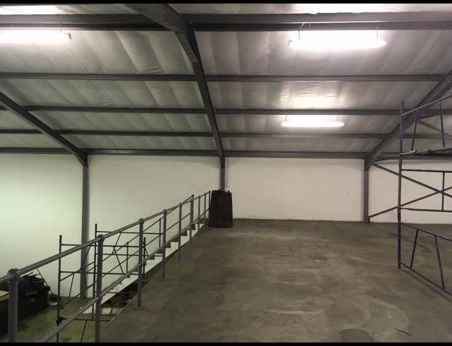 500M² WAREHOUSE RENTED IN WESTLAKE